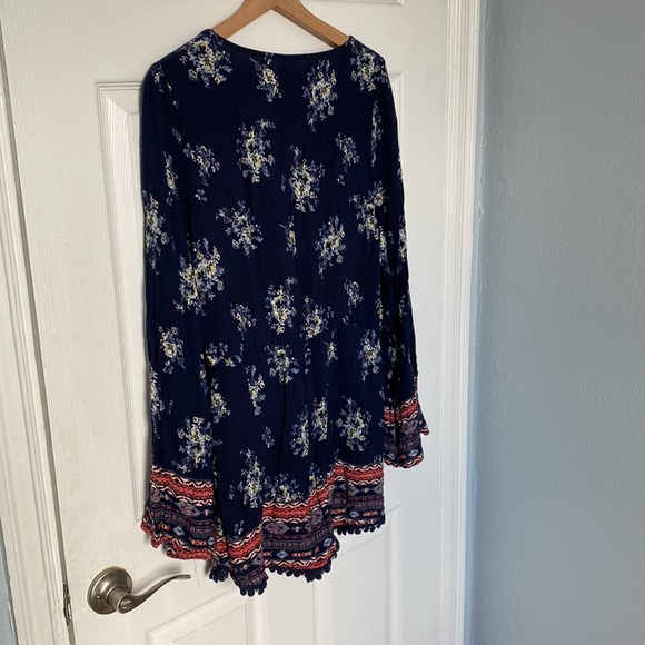 Xhilaration - long sleeve romper - size L - Picture 5 of 5